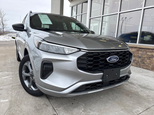 Used 2024 Ford Escape ST-Line AWD/4WD image 2