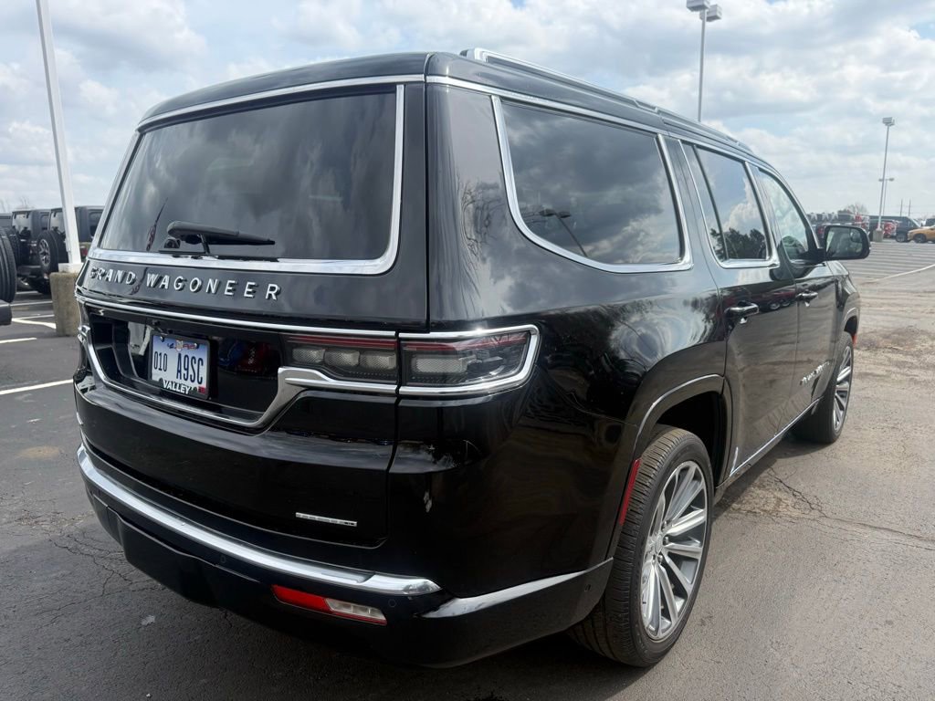 Used 2022 Jeep Grand Wagoneer Series II image 4