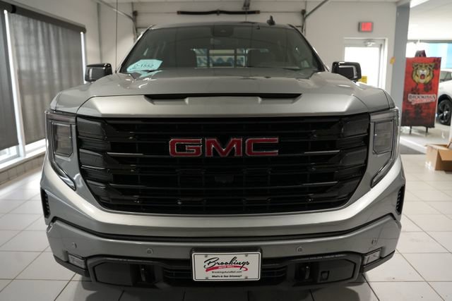 New 2026 GMC Sierra 1500 Elevation w/ Elevation Premium Package AWD/4WD image 5