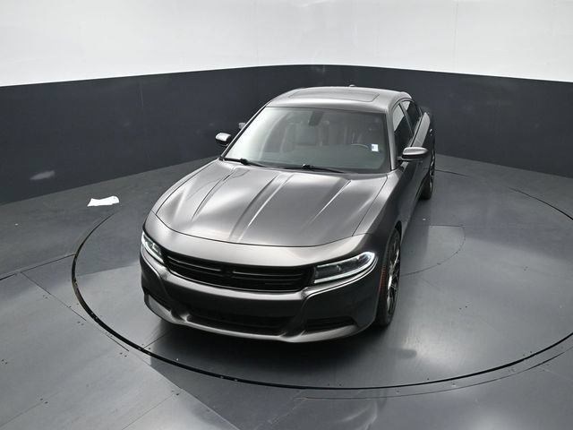 Used 2019 Dodge Charger SXT w/ Leather Interior Group RWD image 18