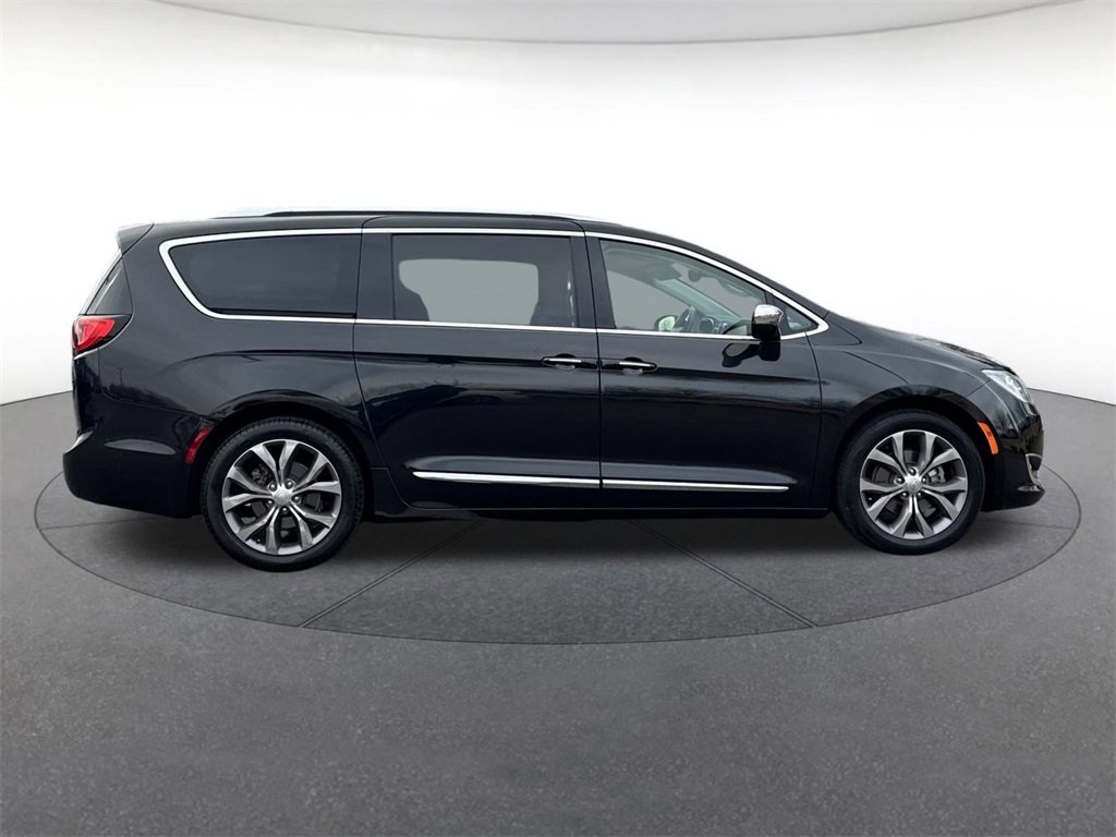 Certified 2019 Chrysler Pacifica Limited w/ Tire & Wheel Group image 6