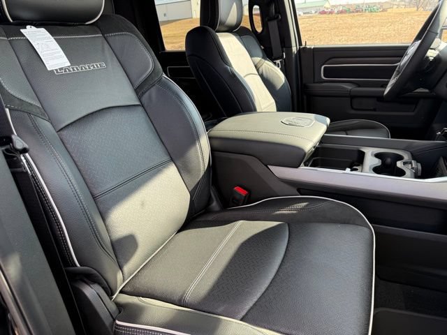 New 2026 RAM 2500 Laramie AWD/4WD image 14