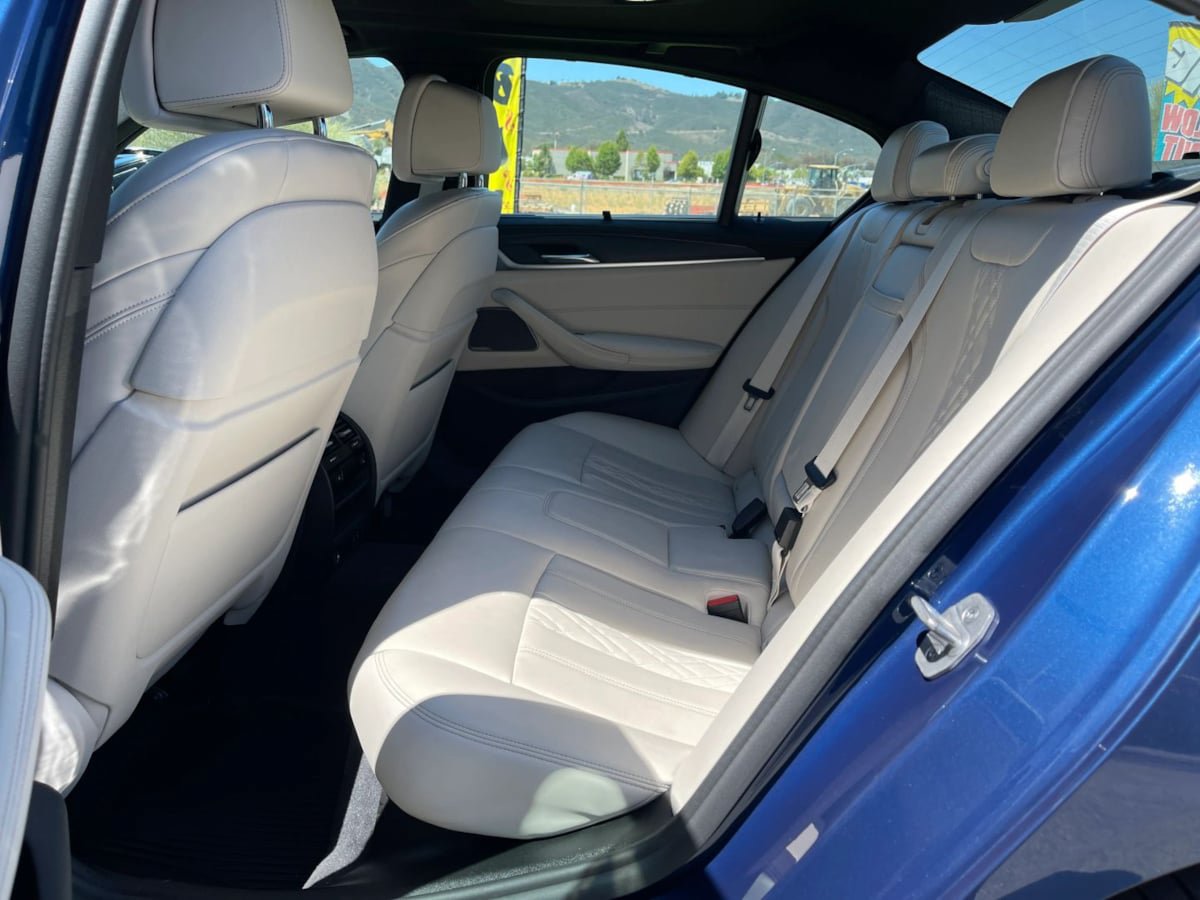 Used 2022 BMW 530e w/ Executive Package RWD image 18