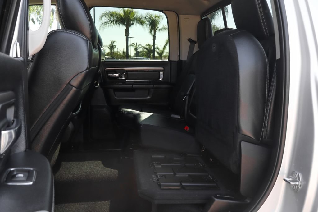 Used 2018 RAM 2500 Laramie w/ Sport Appearance Group AWD/4WD image 35