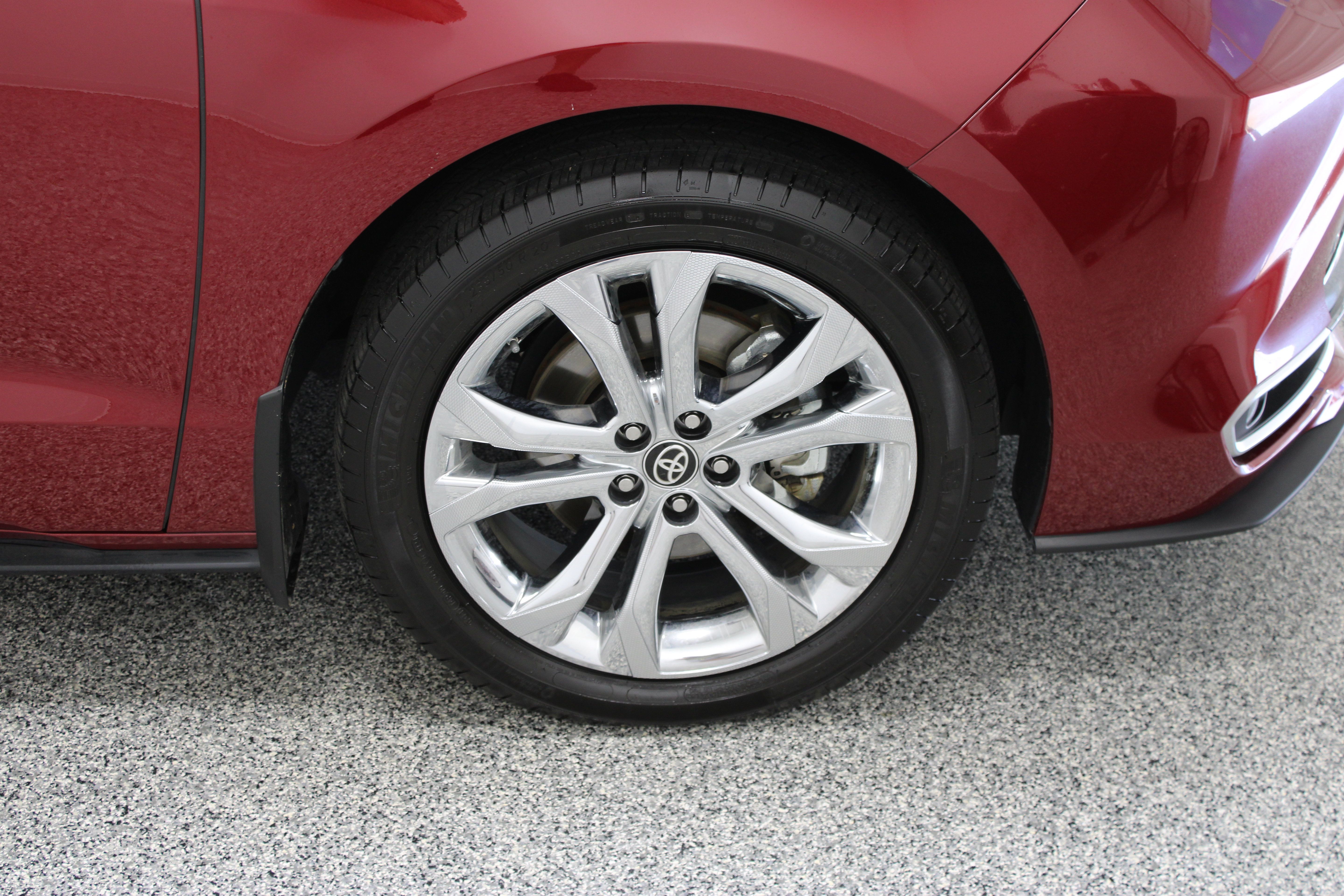 Used 2024 Toyota Sienna Platinum FWD image 5
