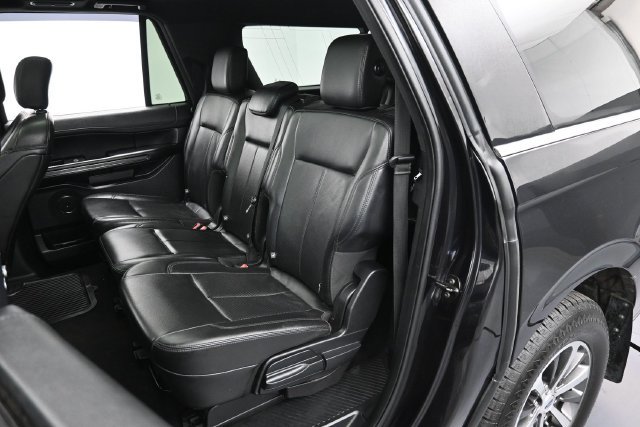 Used 2020 Ford Expedition Max XLT w/ Equipment Group 202A AWD/4WD image 29