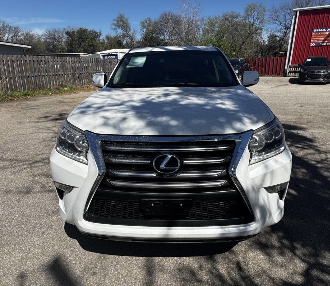 Used 2014 Lexus GX 460 image 2