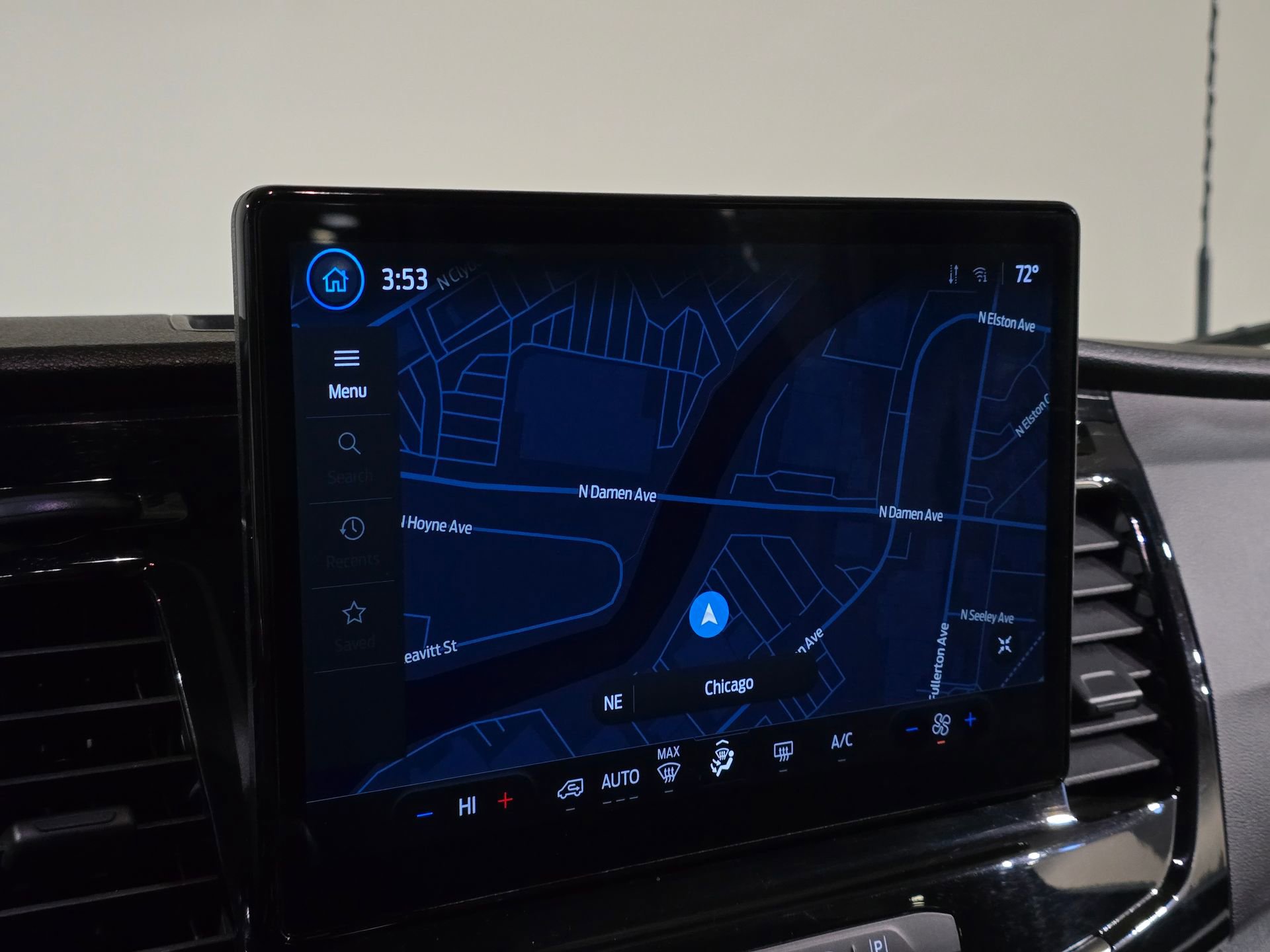 Used 2023 Ford Transit 350 XLT image 33