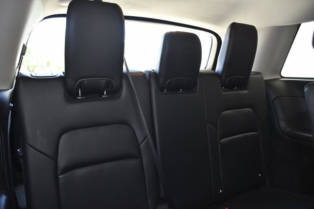 Used 2024 Nissan Pathfinder SL AWD/4WD image 25