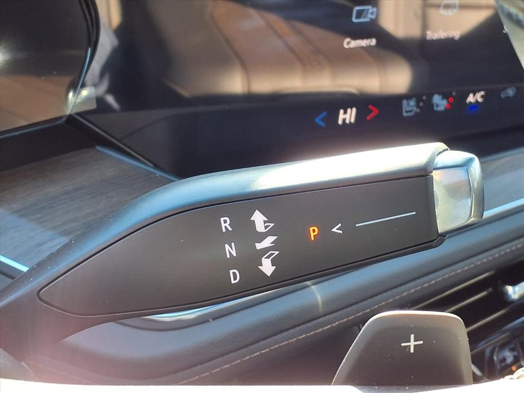 New 2026 Chevrolet Tahoe High Country w/ Sun And Tow Package image 17