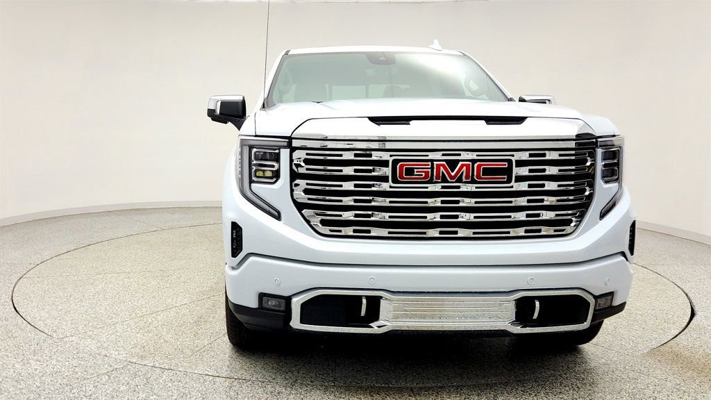 Used 2026 GMC Sierra 1500 Denali w/ Denali Reserve Package AWD/4WD image 2