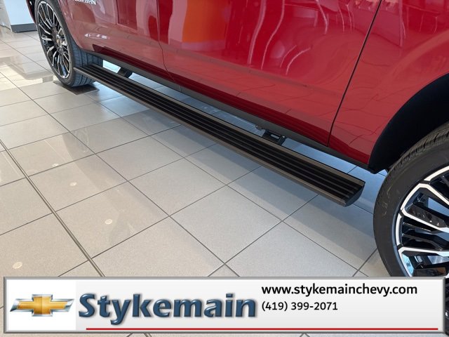 New 2026 Chevrolet Suburban High Country image 11