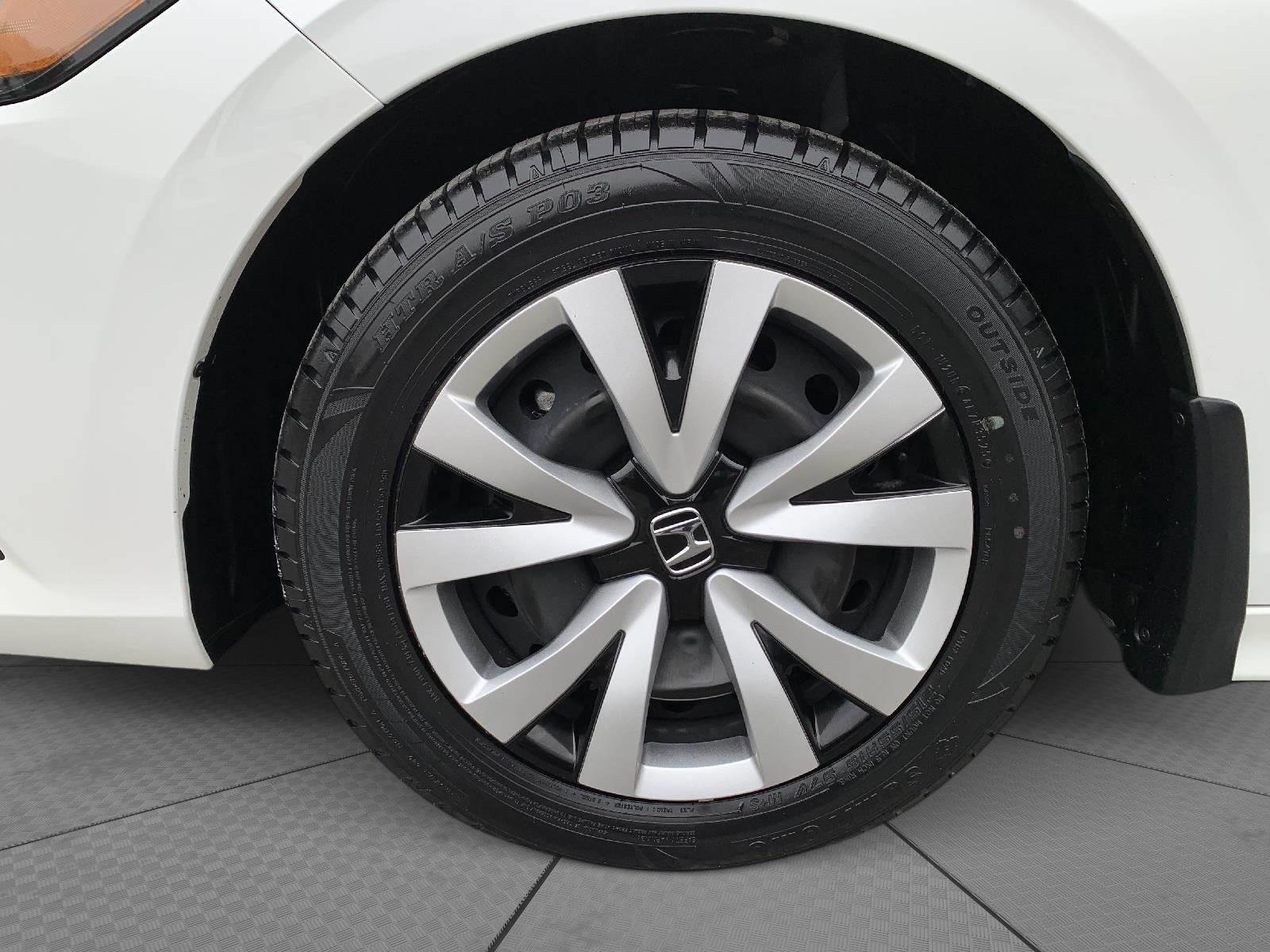 Used 2023 Honda Civic LX image 9