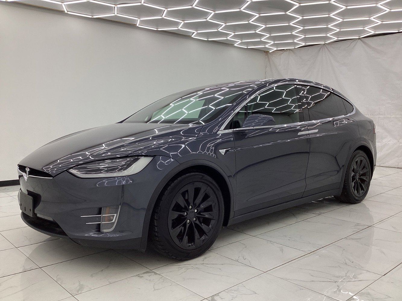 Used 2018 Tesla Model X 100D AWD/4WD image 6
