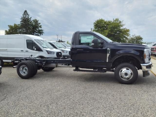 New 2024 Ford F350 XLT w/ XLT Value Package image 9