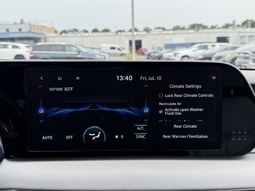 Used 2024 Hyundai Palisade SEL AWD/4WD image 17
