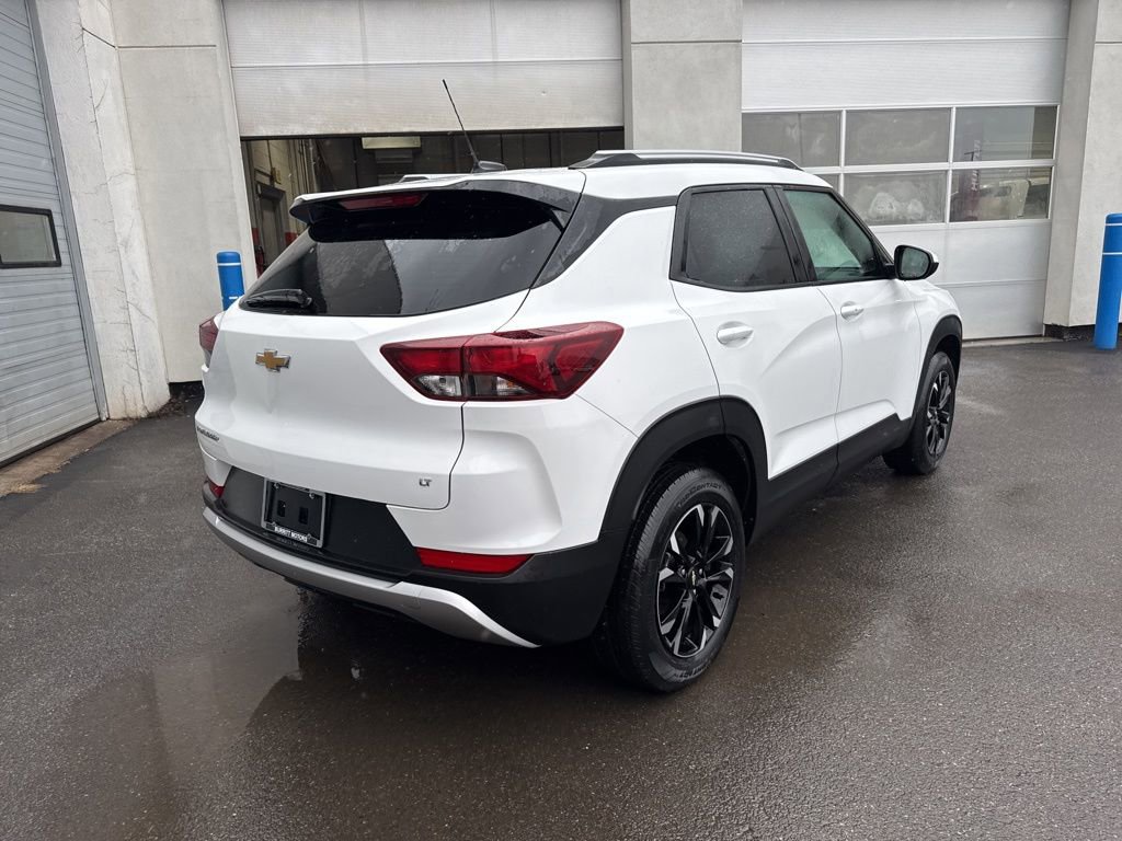 Used 2023 Chevrolet TrailBlazer LT w/ Convenience Package image 3