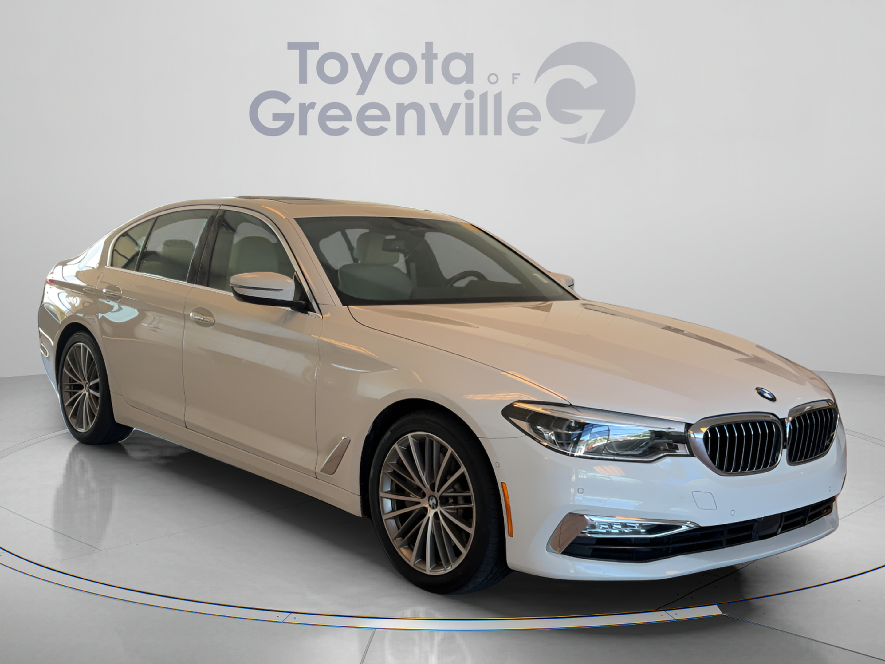 Used 2017 BMW 540i RWD image 8