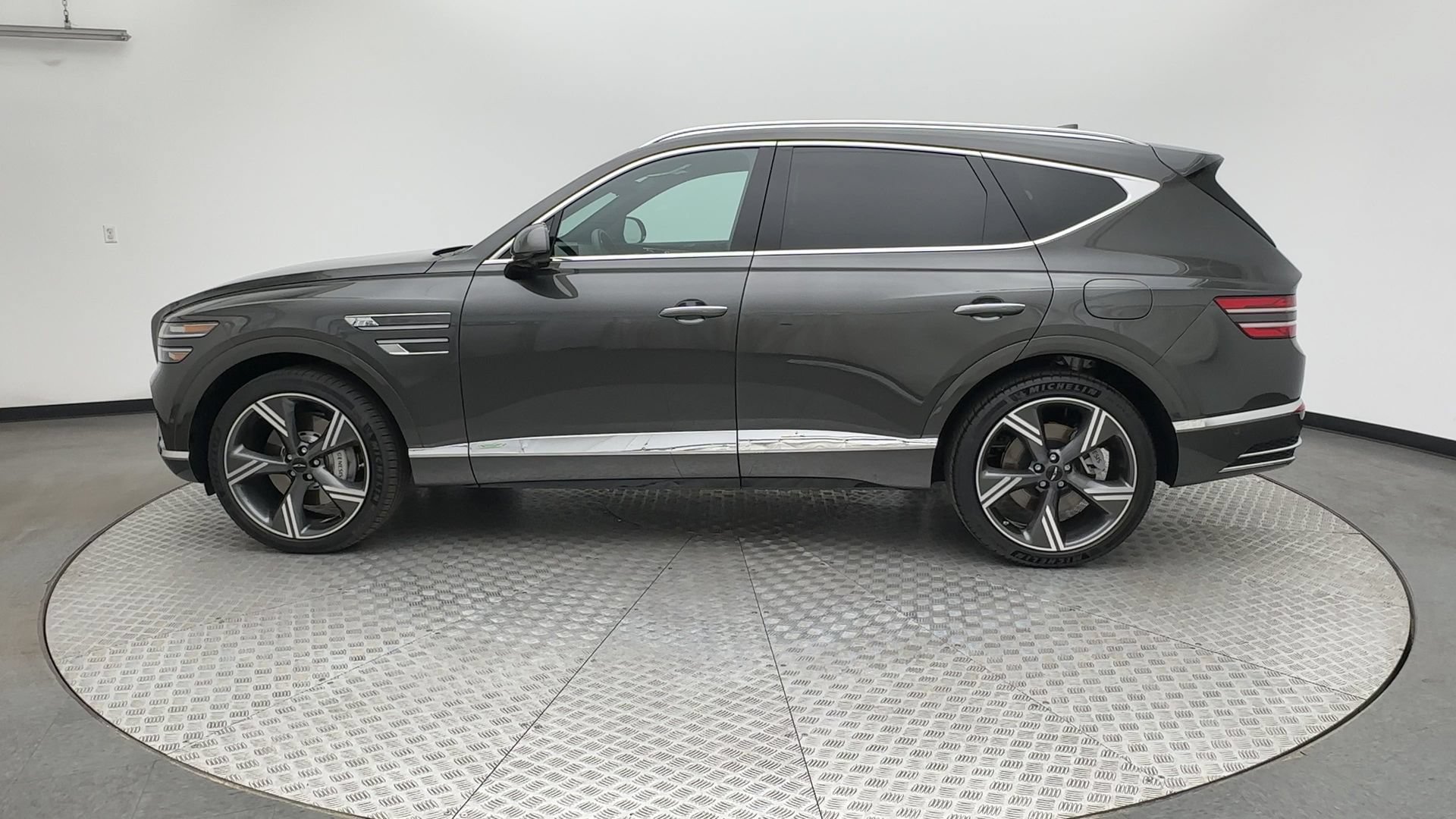 Certified 2026 Genesis GV80 3.5T Prestige AWD/4WD image 5