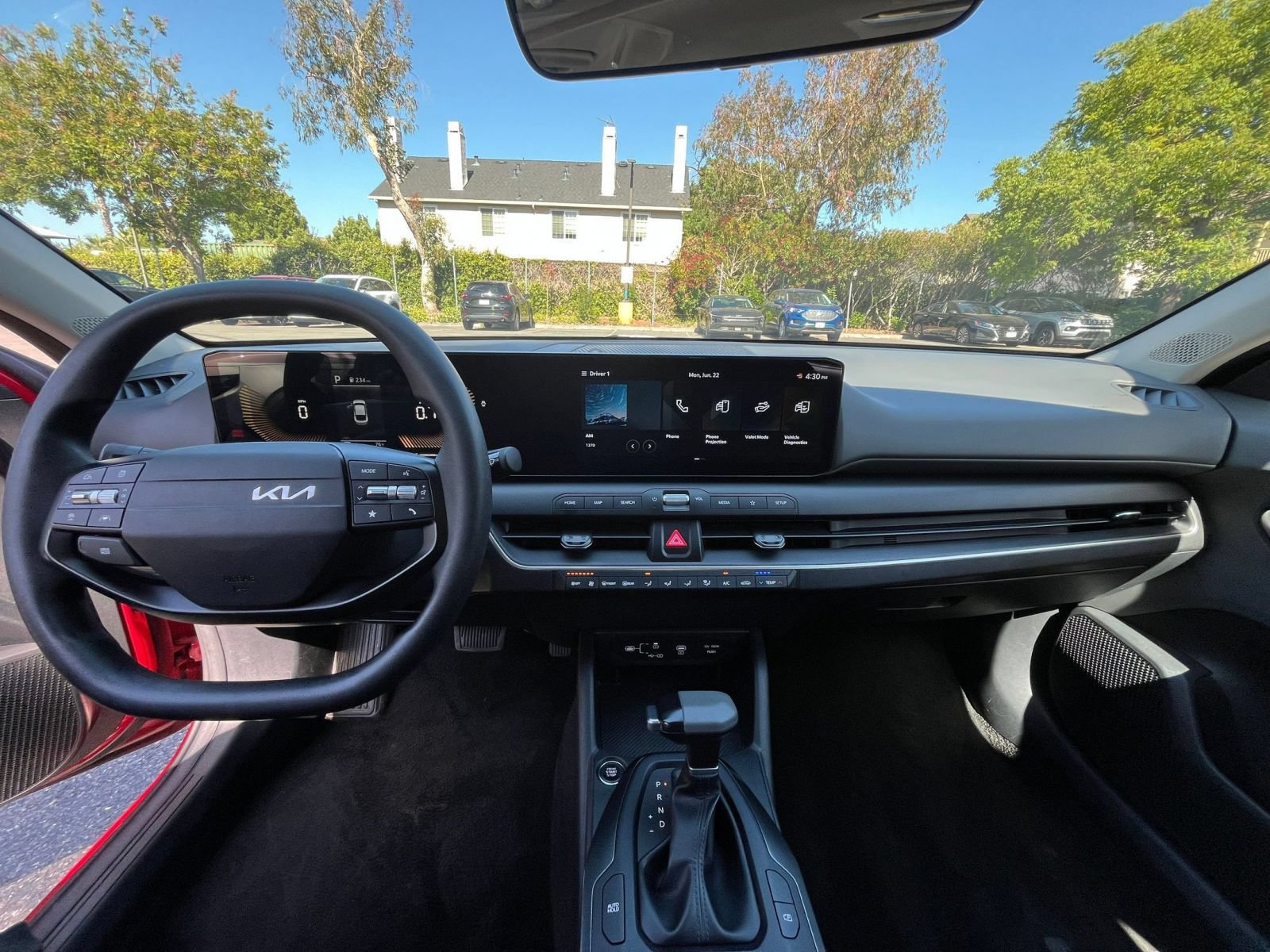 Used 2025 Kia K4 FWD image 32