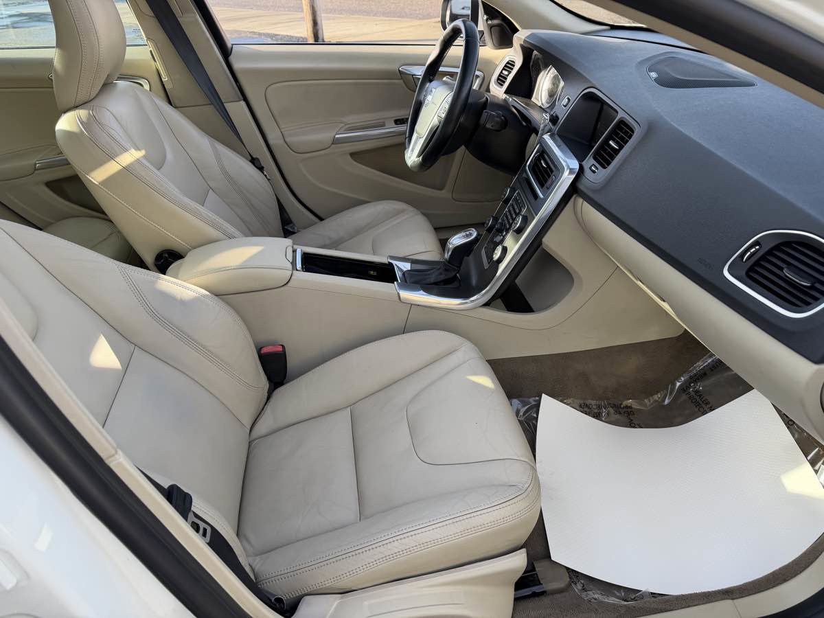 Used 2013 Volvo S60 T5 image 18