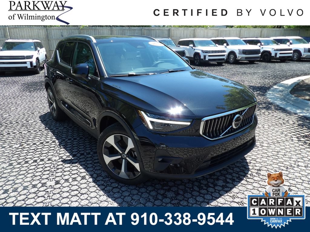 Certified 2024 Volvo XC40 B5 Plus w/ Protection Package Premier