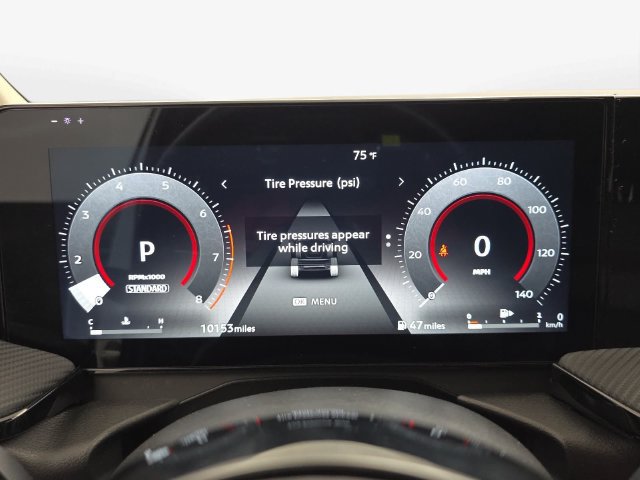 Used 2025 Nissan Kicks SR FWD image 19