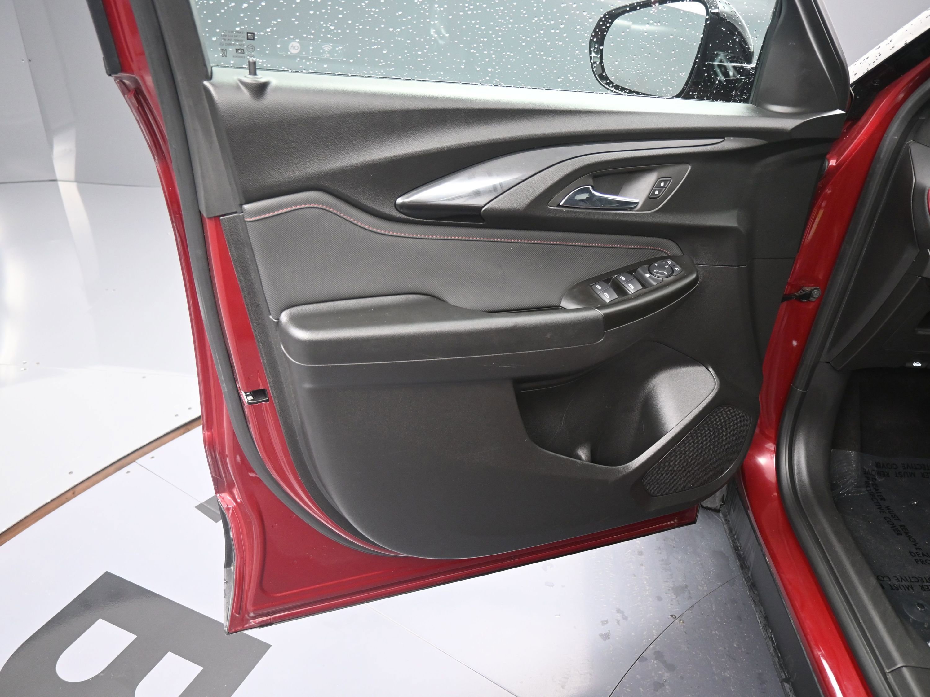 Certified 2023 Chevrolet TrailBlazer RS w/ Convenience Package image 12