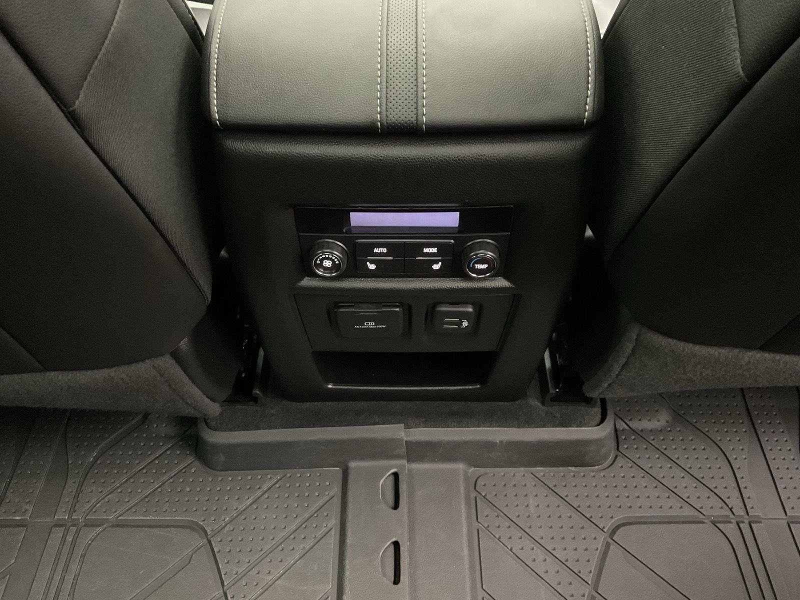Certified 2023 Chevrolet Traverse Premier w/ LPO, Floor Liner Package FWD image 31