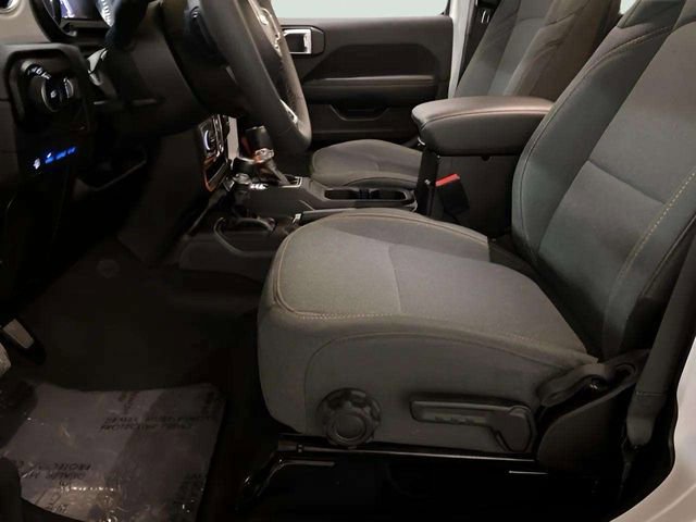 Used 2025 Jeep Wrangler Unlimited Sahara w/ Safety Group image 63