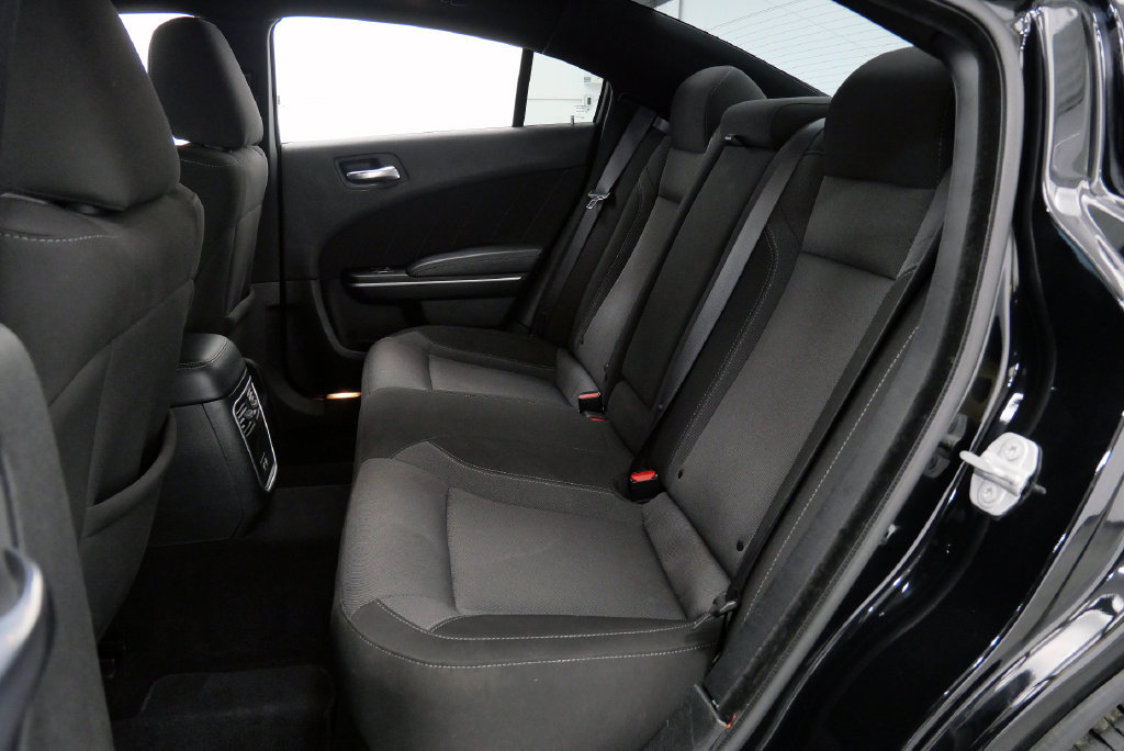 Used 2022 Dodge Charger SXT AWD/4WD image 19