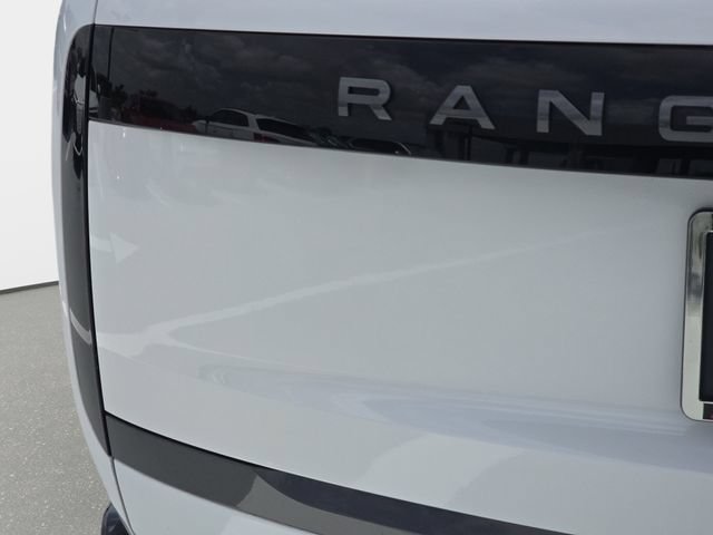 Used 2025 Land Rover Range Rover SE AWD/4WD image 29