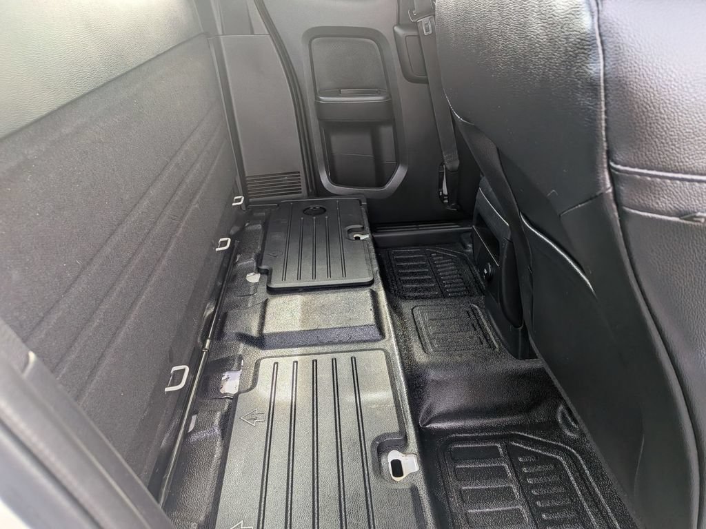 Used 2019 Ford Ranger XL w/ Equipment Group 101A Mid RWD image 33