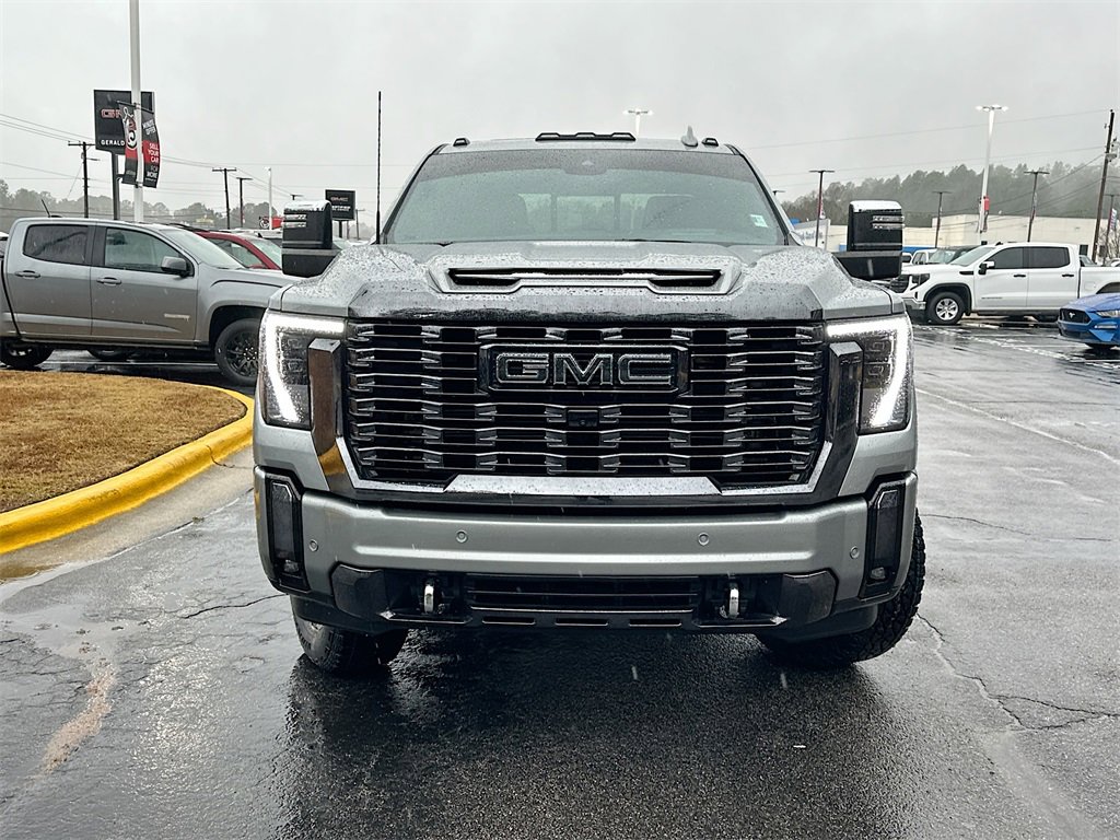 Used 2024 GMC Sierra 2500 Denali Ultimate image 5