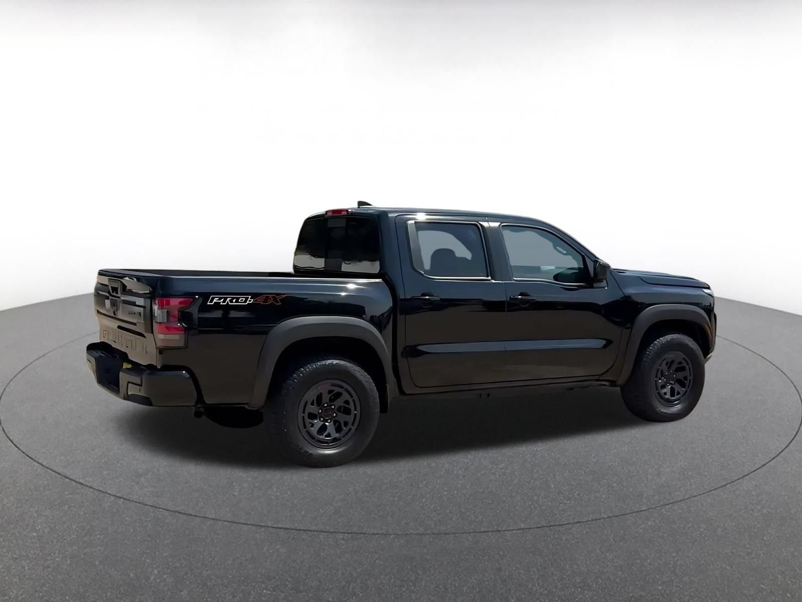 Used 2026 Nissan Frontier PRO-4X AWD/4WD image 13