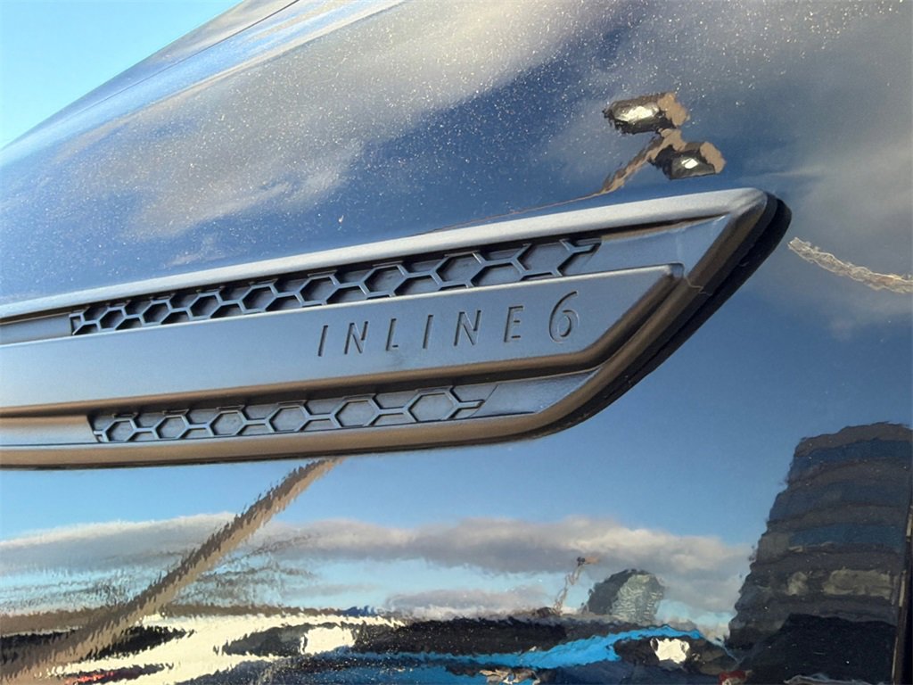 Used 2024 MAZDA CX-90 3.3 Turbo w/ Premium Package image 16