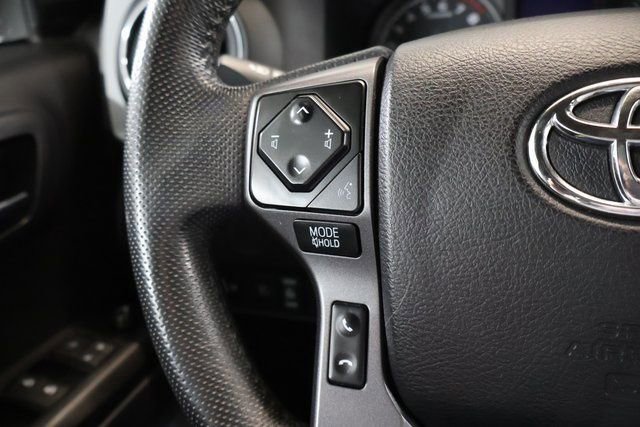 Used 2022 Toyota Tacoma TRD Off-Road image 20