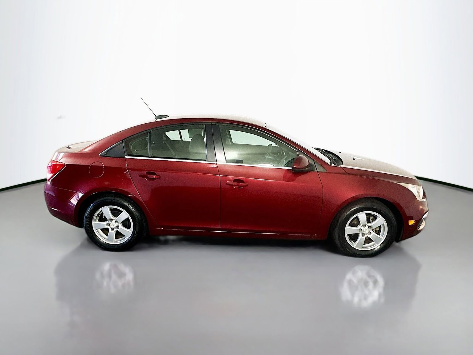Used 2015 Chevrolet Cruze LT FWD image 8