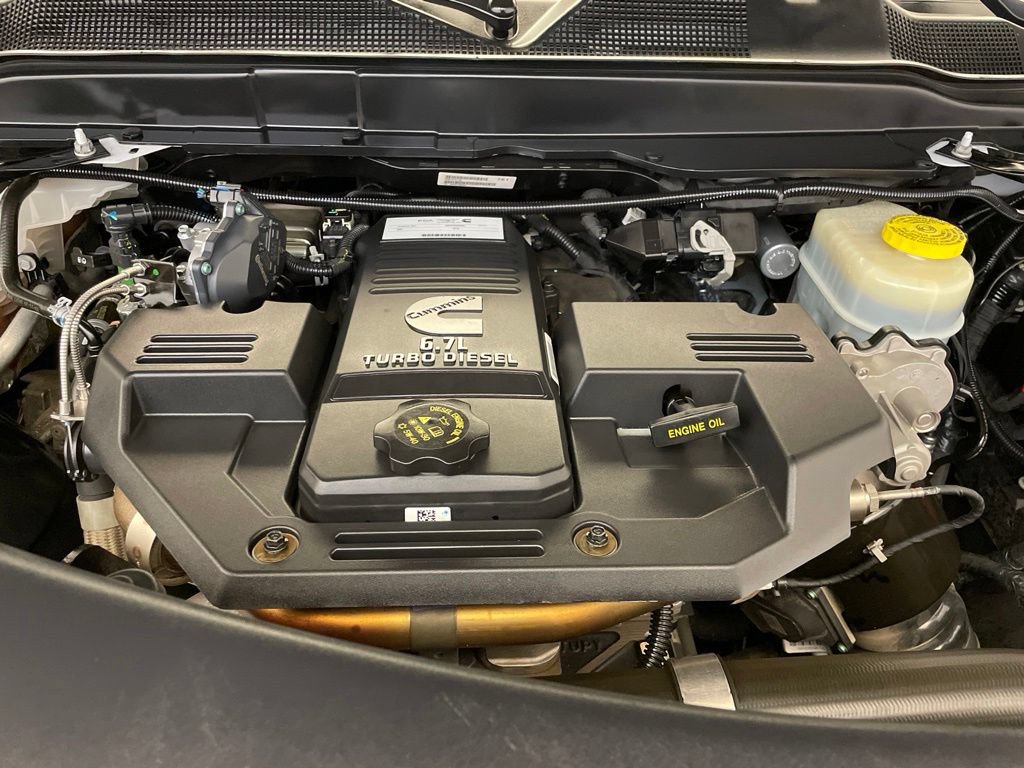 Certified 2021 RAM 2500 Big Horn w/ Night Edition AWD/4WD image 28