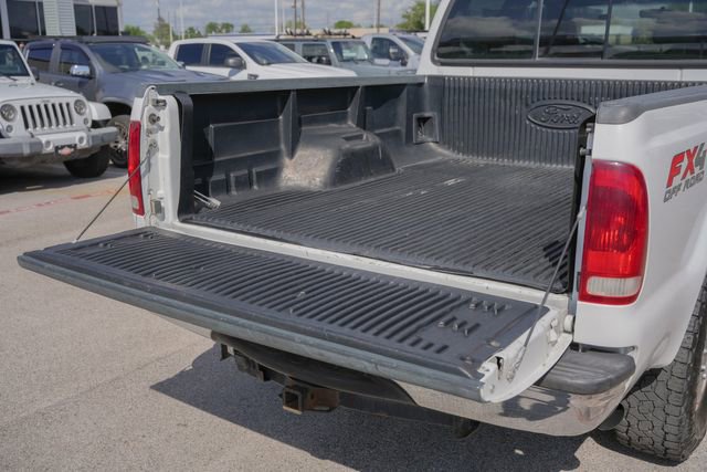 Used 2006 Ford F250 XLT image 11