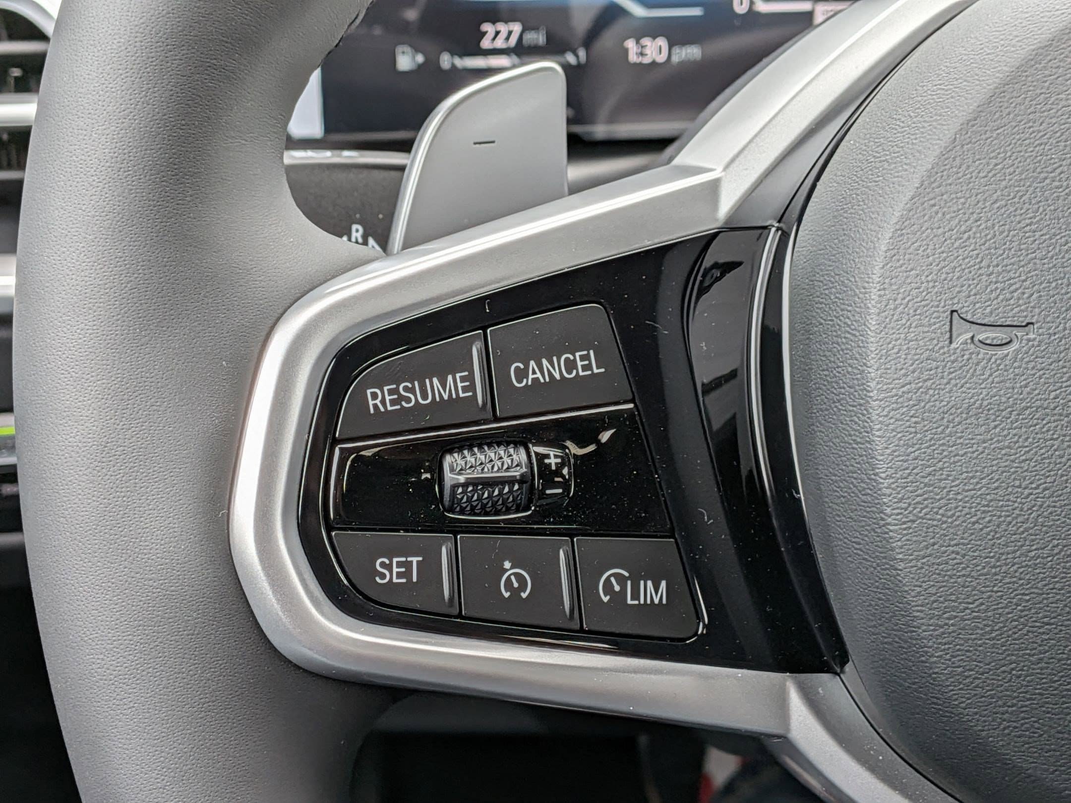 New 2026 BMW 330i Sedan w/ M Sport Package RWD image 19