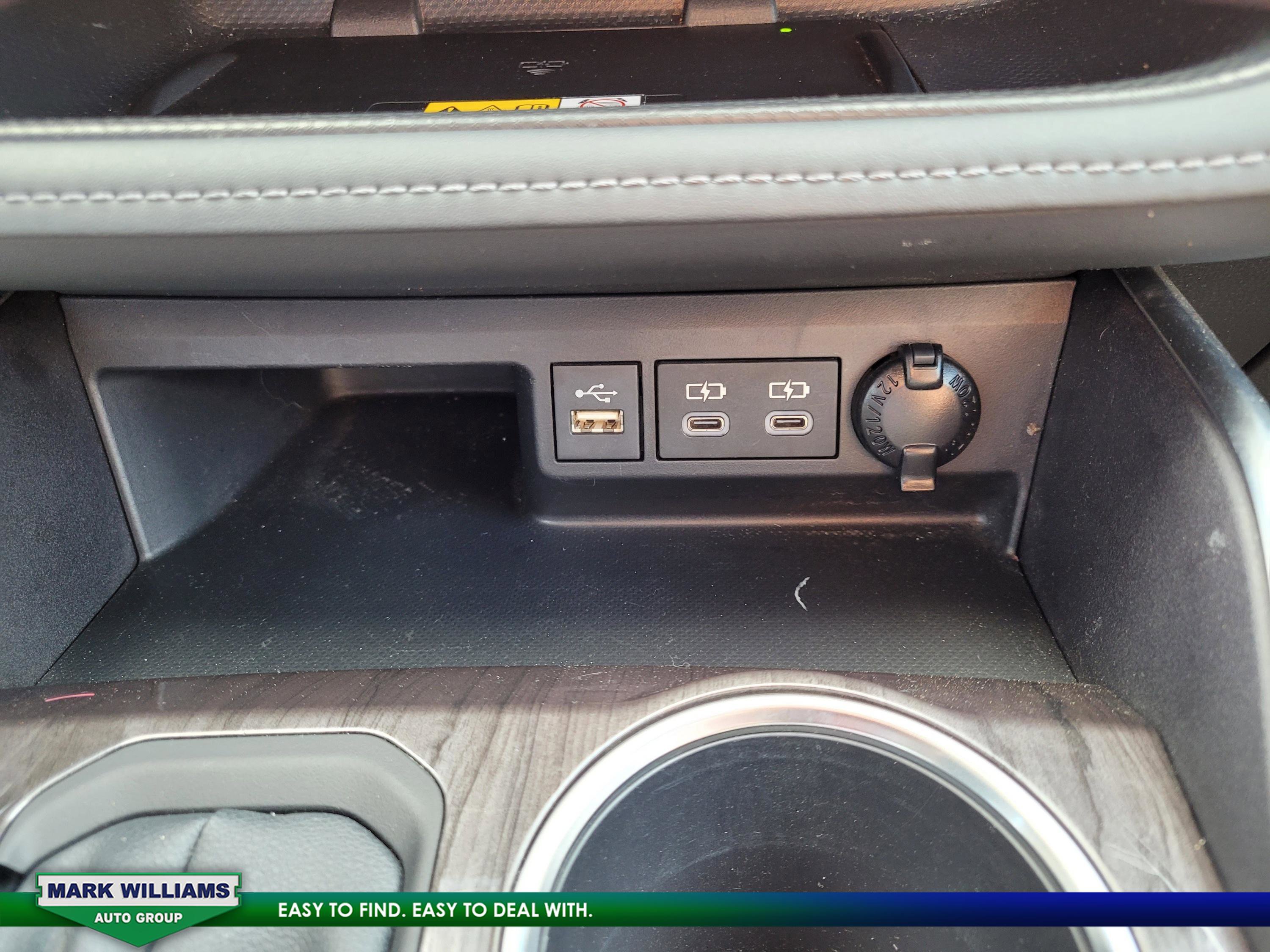 Used 2023 Toyota Highlander Limited image 27