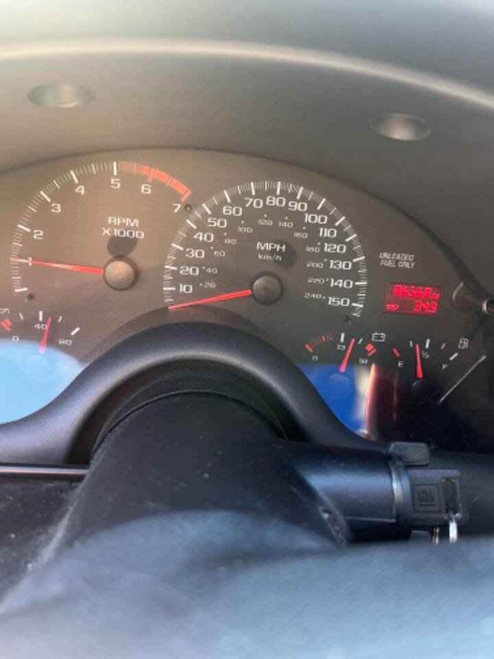 Used 1997 Chevrolet Camaro Z28 w/ Preferred Equipment Group 2 RWD image 15