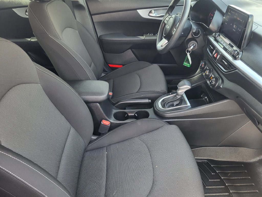 Used 2023 Kia Forte LXS FWD image 14
