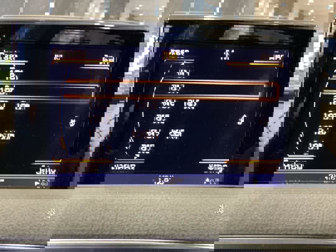 Used 2018 Audi Q3 2.0T Premium Plus w/ Premium Plus Package image 19