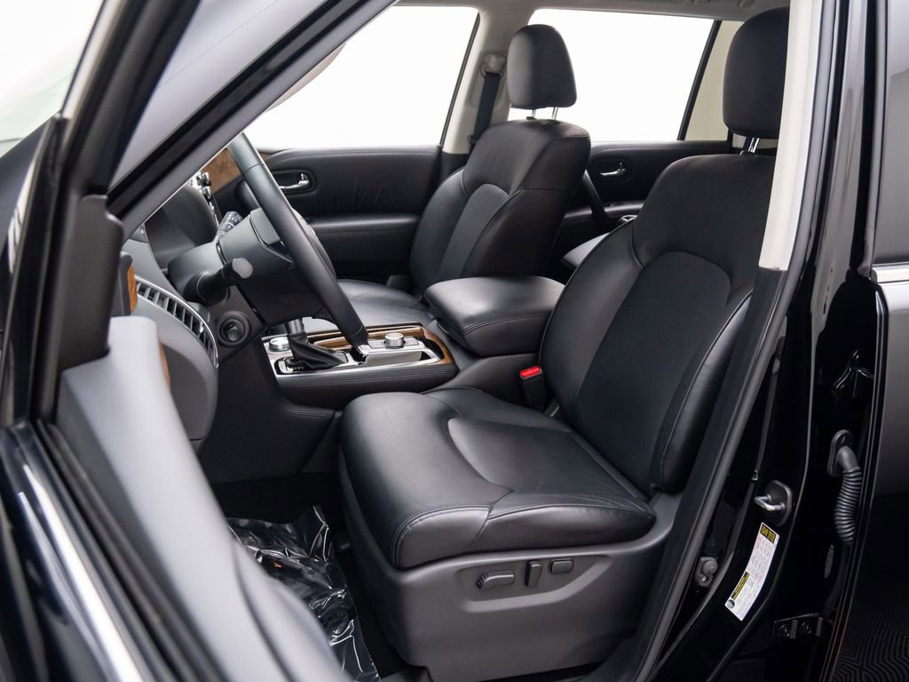 Used 2023 Nissan Armada SL w/ Captain's Chairs Package image 16