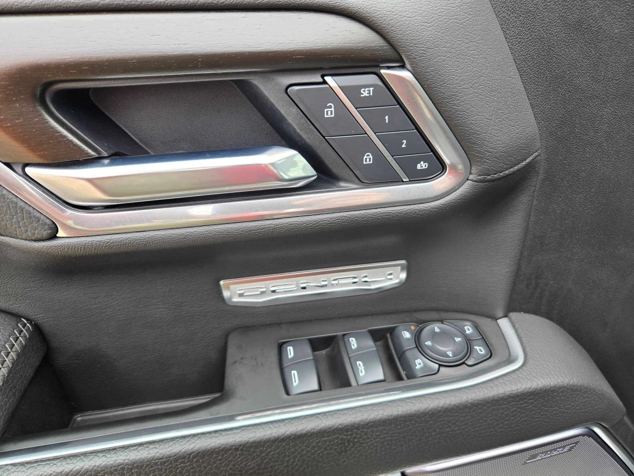 Certified 2025 GMC Sierra 1500 Denali w/ Technology Package RWD image 16