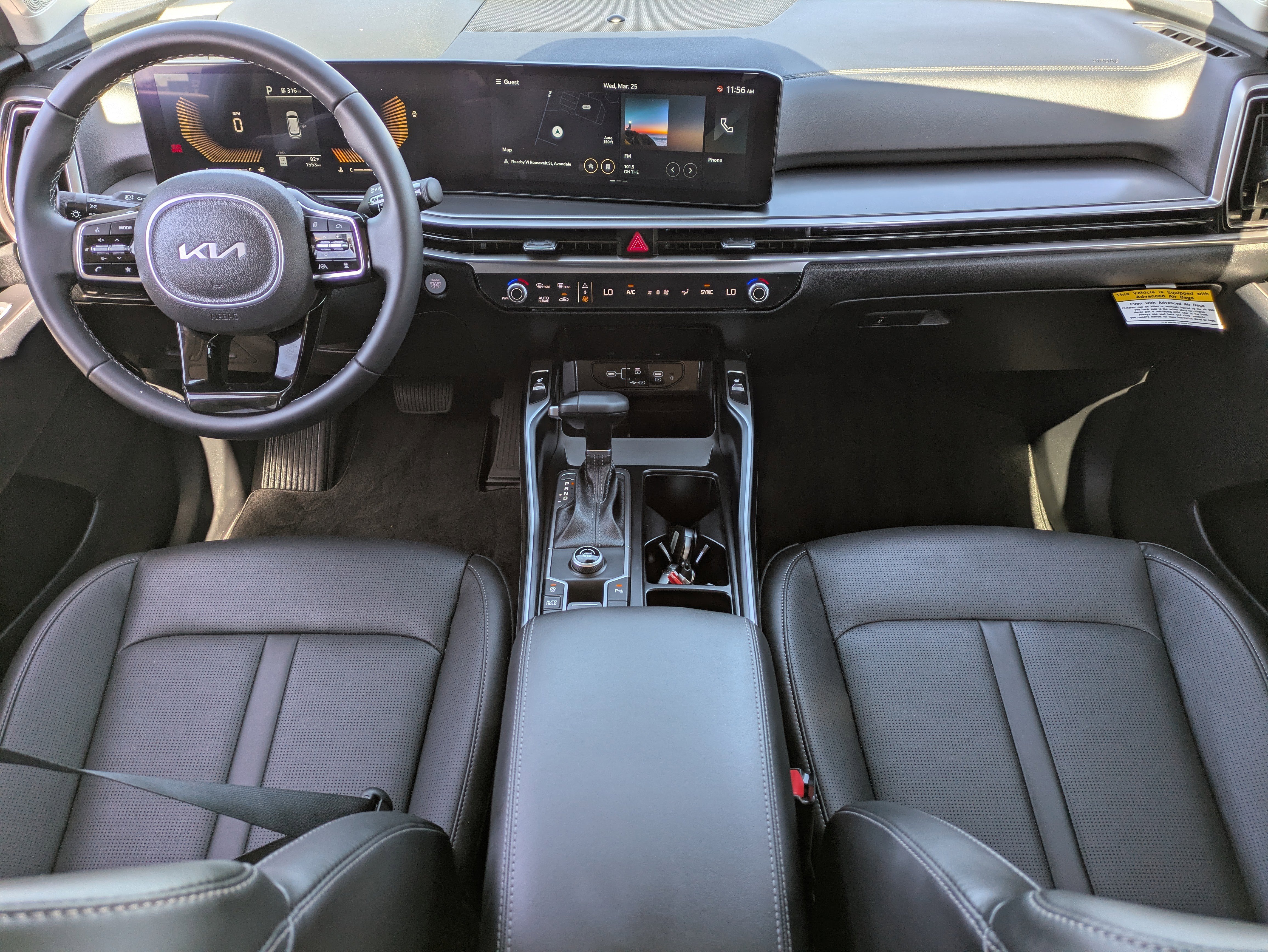 Certified 2025 Kia Sorento S w/ Panoramic Sunroof Package image 16