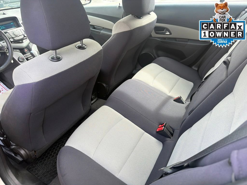 Used 2014 Chevrolet Cruze LS FWD image 25