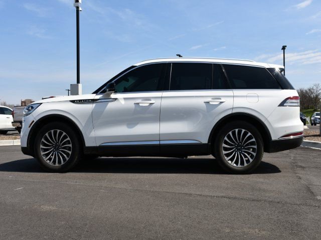 Used 2022 Lincoln Aviator Reserve w/ Equipment Group 201A image 4